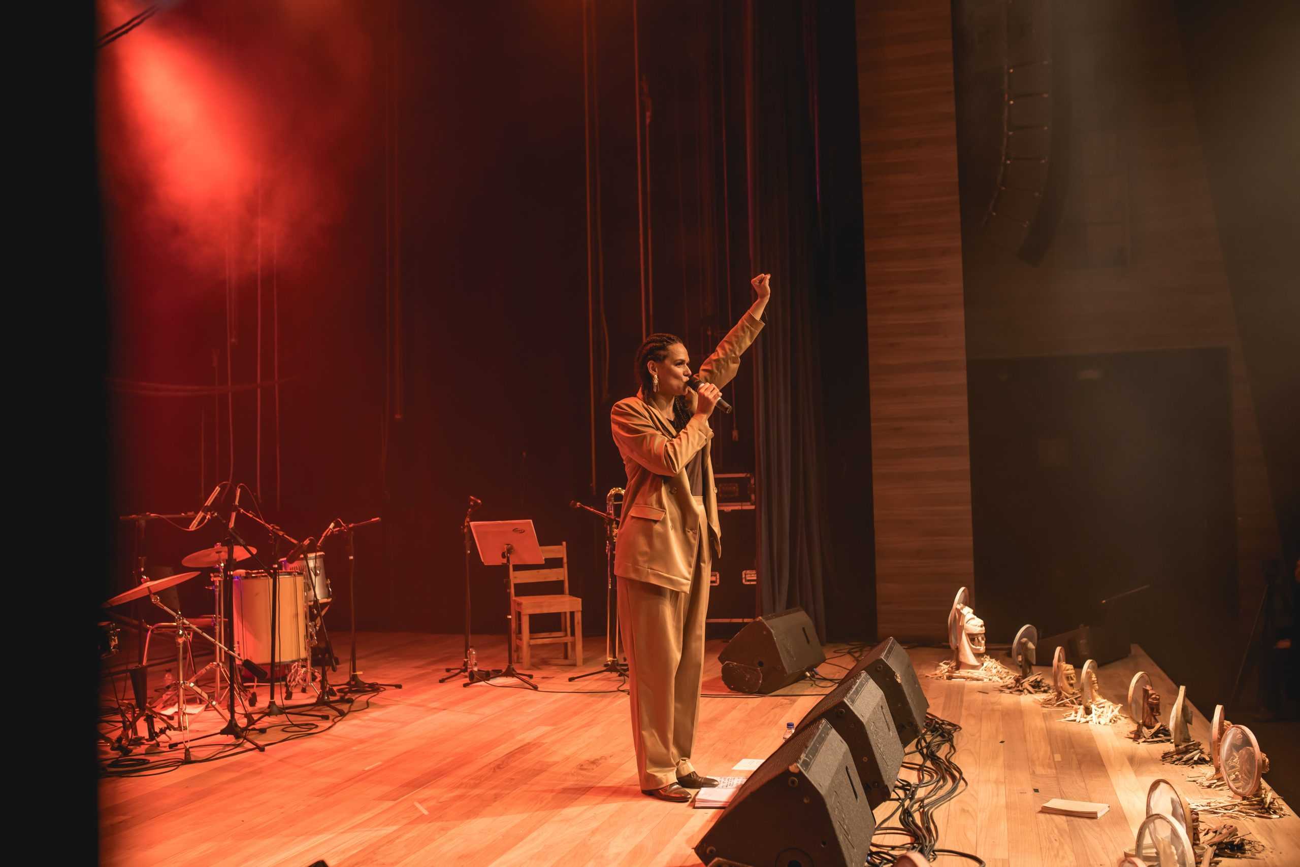 20190621_21451012537_{bru}